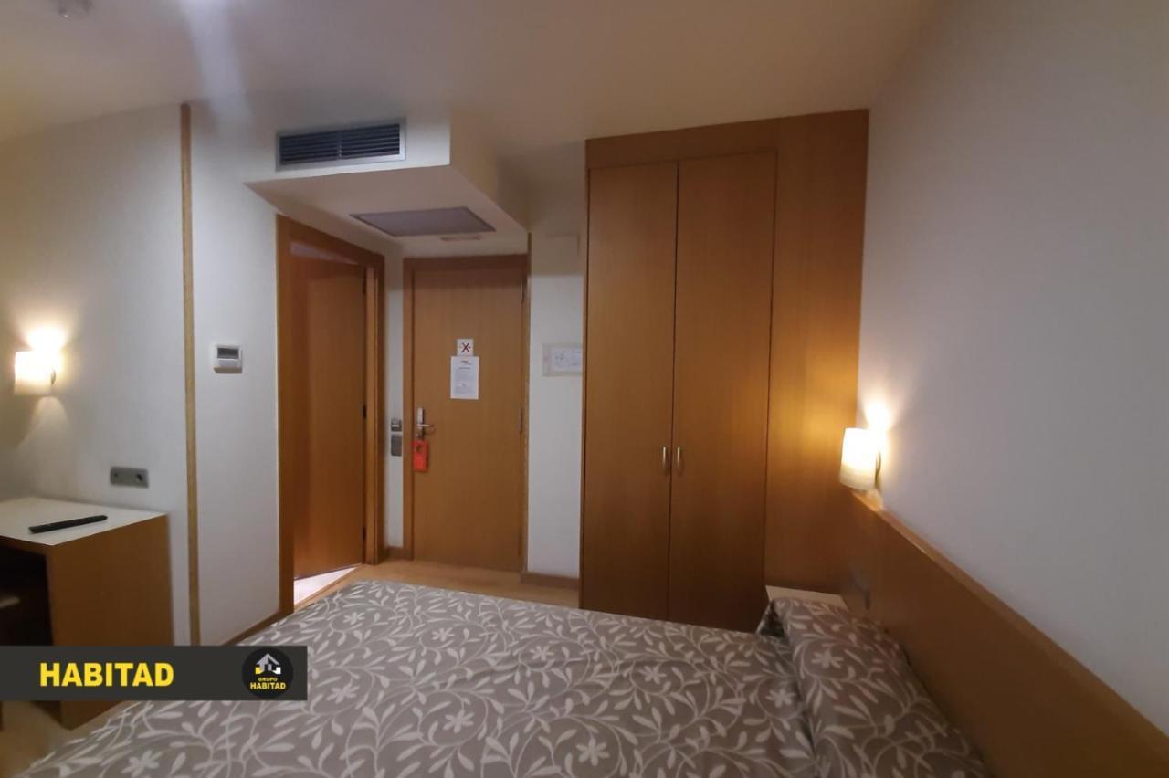 Hostal Rambla Sant Boi de Llobregat Luaran gambar