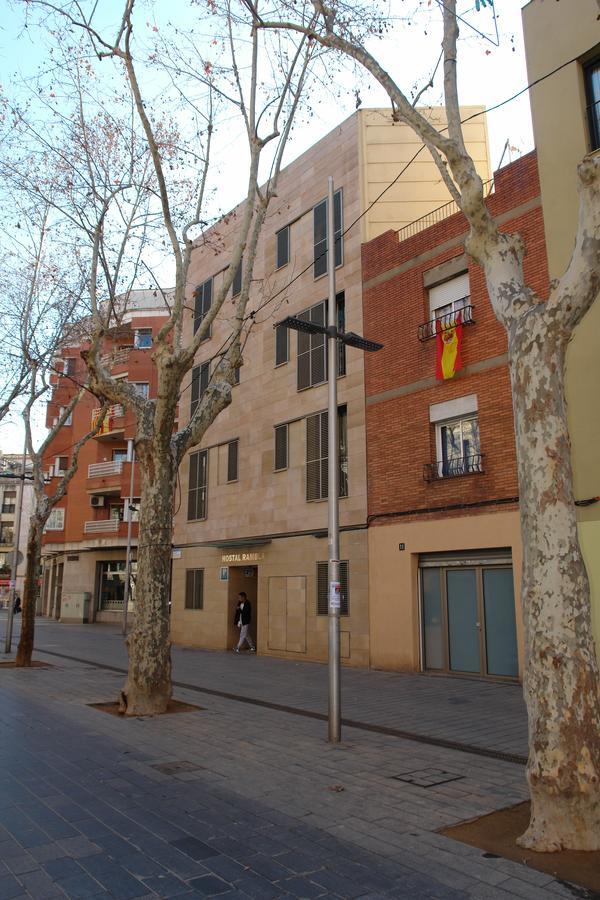 Hostal Rambla Sant Boi de Llobregat Luaran gambar